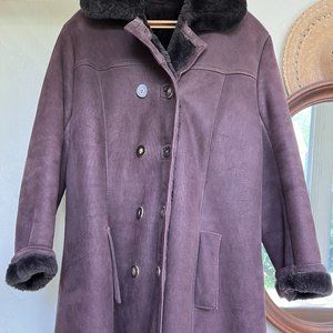Vintage Lord&Taylor Chocolate Brown Winter Coat Shearling -- Size Women's 2-4